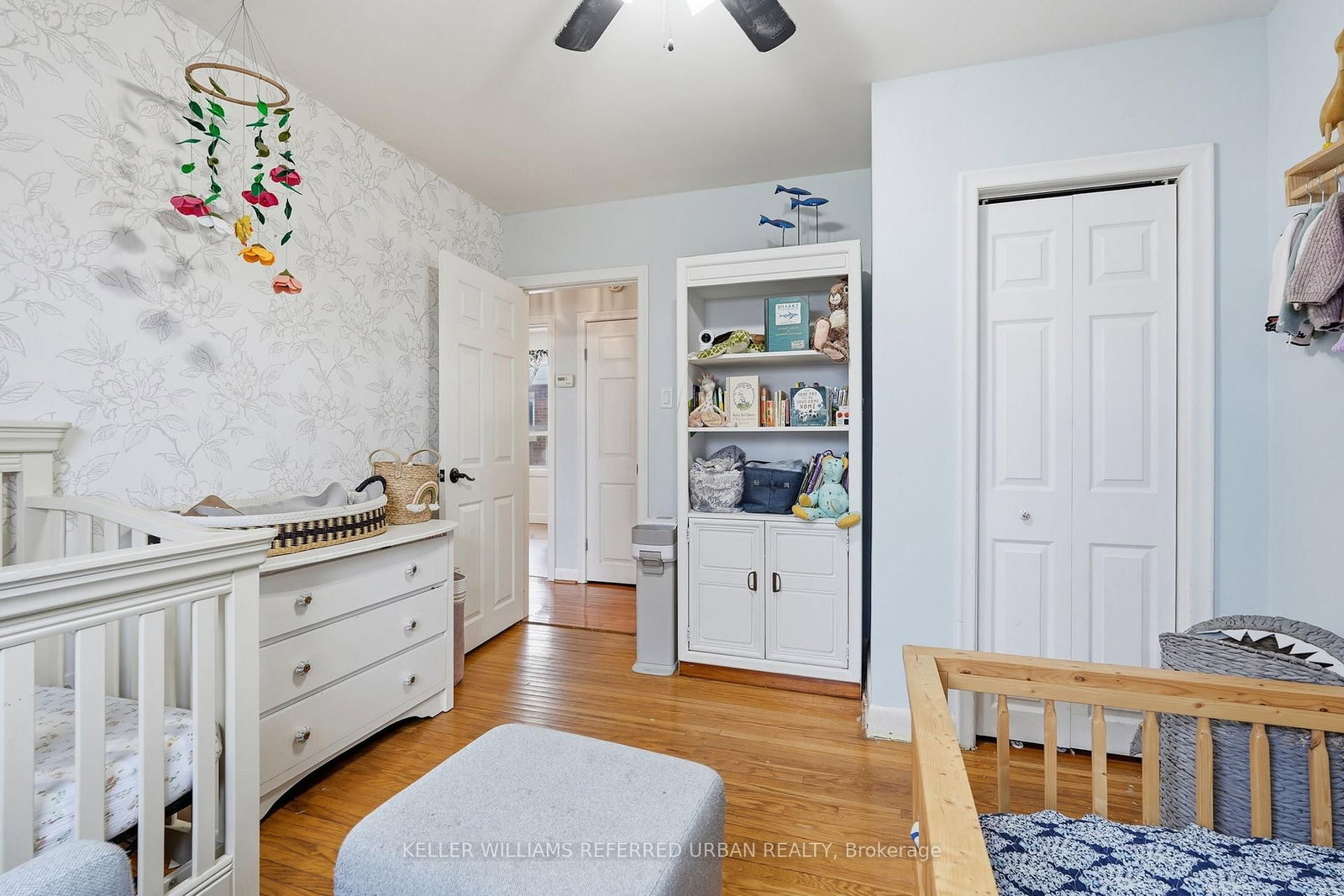 940 Brucedale Avenue E - Photo 12