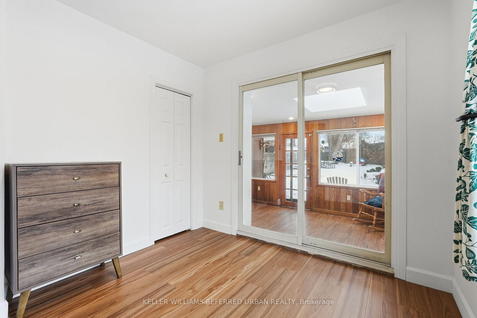 940 Brucedale Avenue E - Photo 17