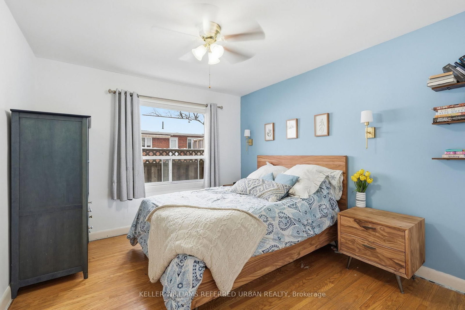 940 Brucedale Avenue E - Photo 9