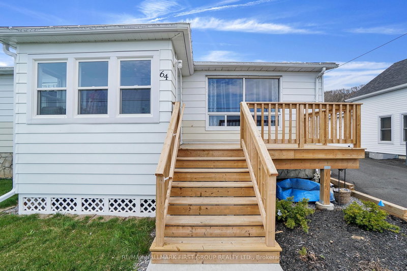 64 Alexander St, Port Hope, L1A 1B3 | Image 2