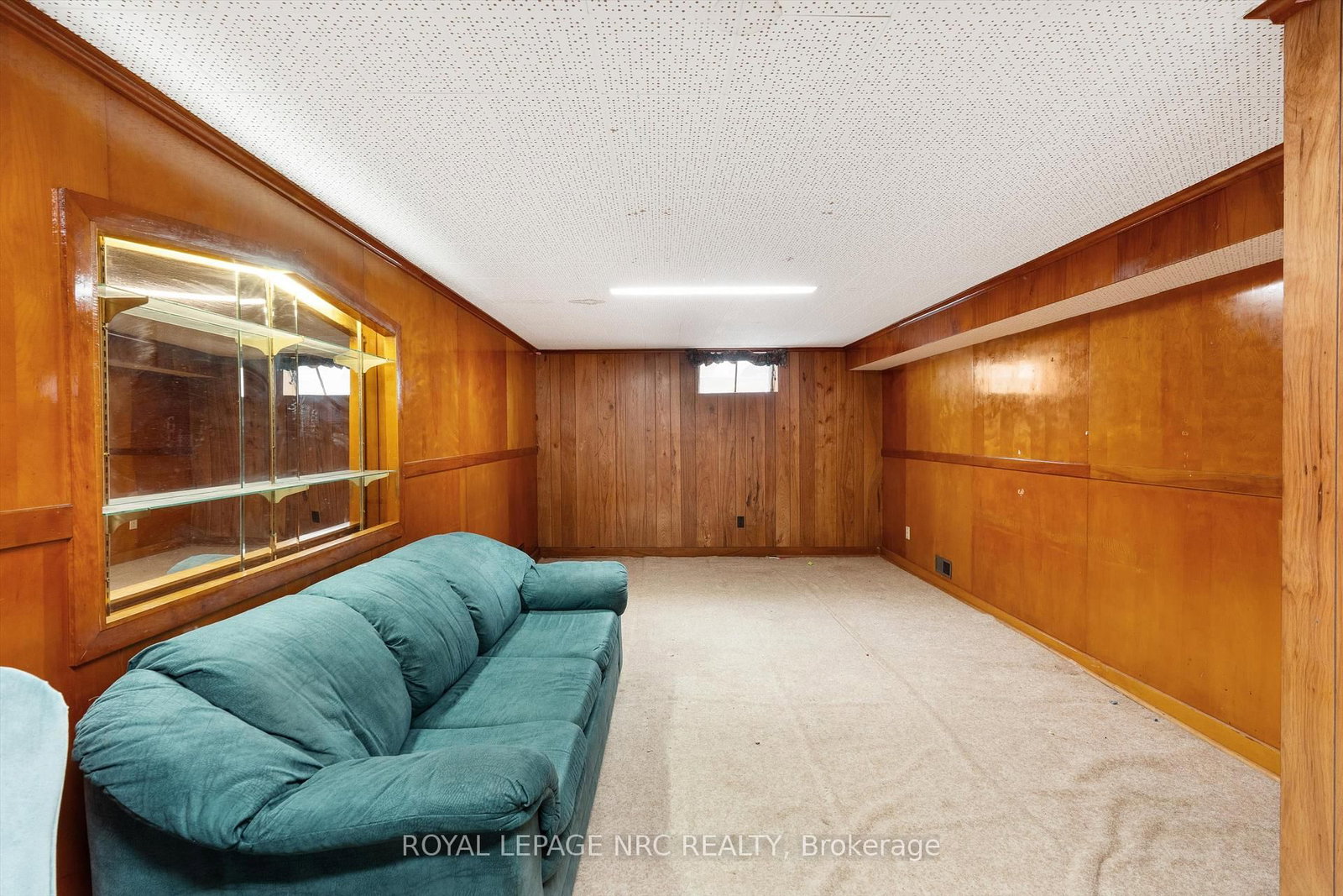 Detached House for sale at 17 Milton Road, St. Catharines, Ontario, L2P 3E7 - E. Chester - MLS: X13012224