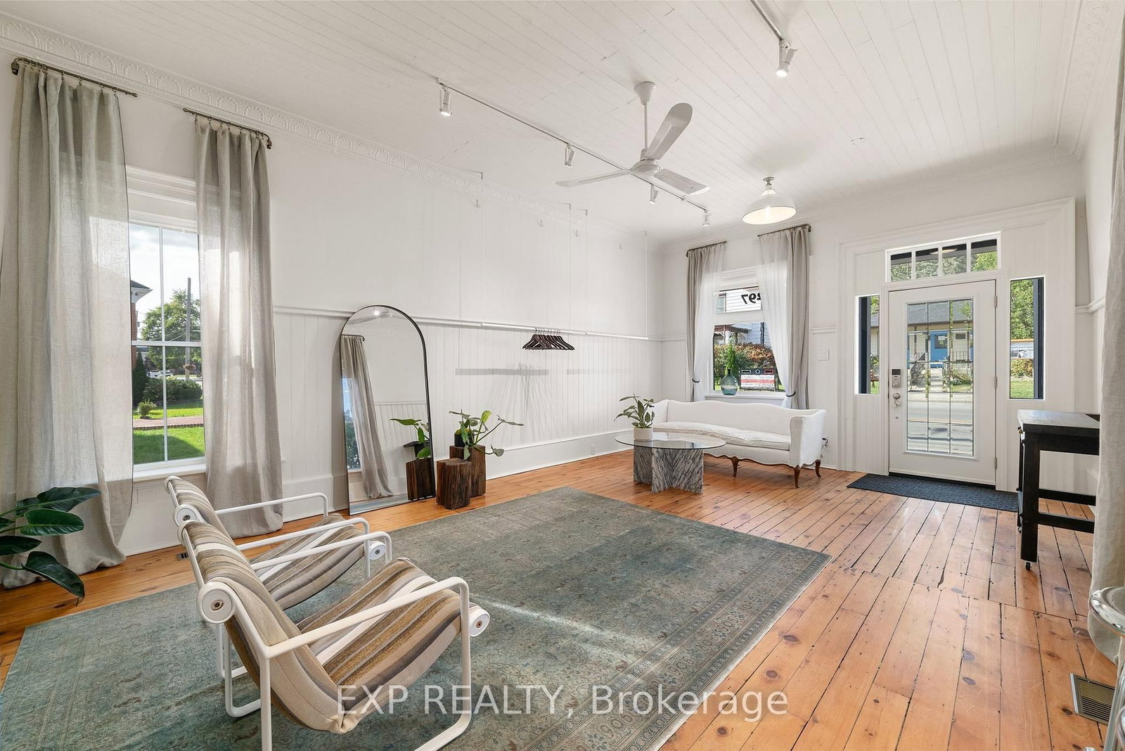 297 Main Street - Photo 8