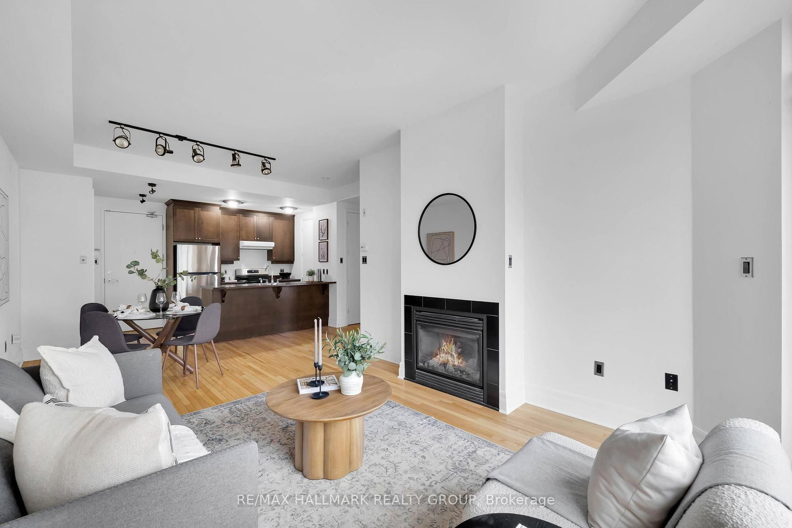 420 Berkley Avenue, Unit 705 - Photo 13