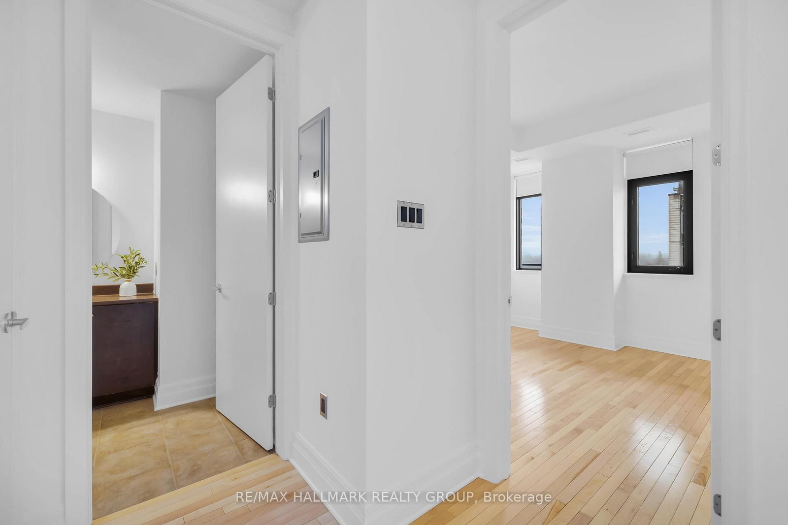 420 Berkley Avenue, Unit 705 - Photo 14