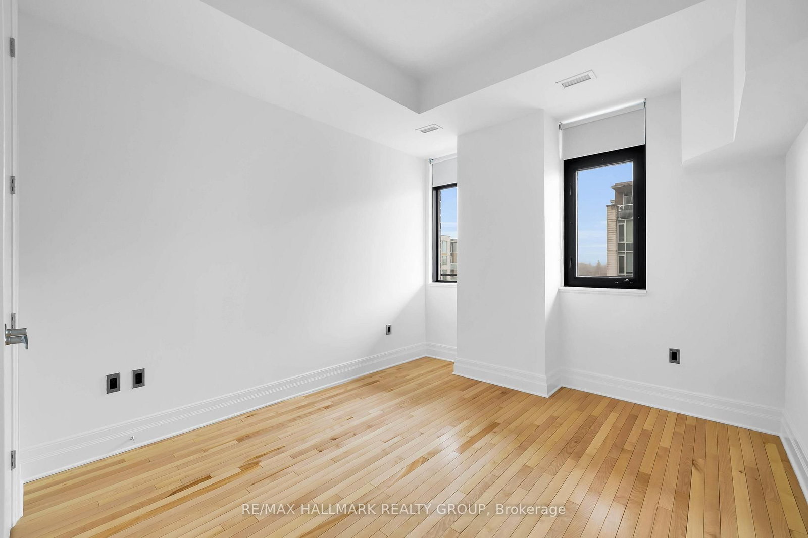 420 Berkley Avenue, Unit 705 - Photo 15