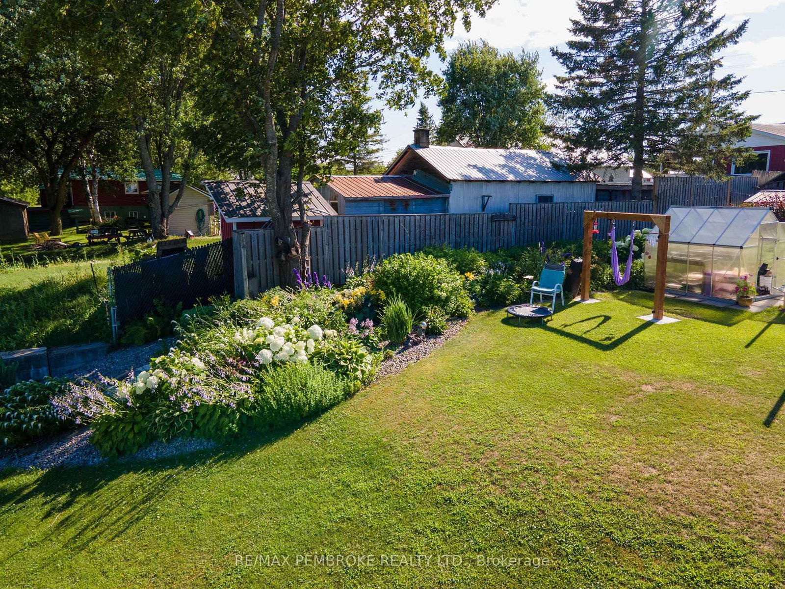 48 Lacroix Bay Road • Westmeath, ON photo 8