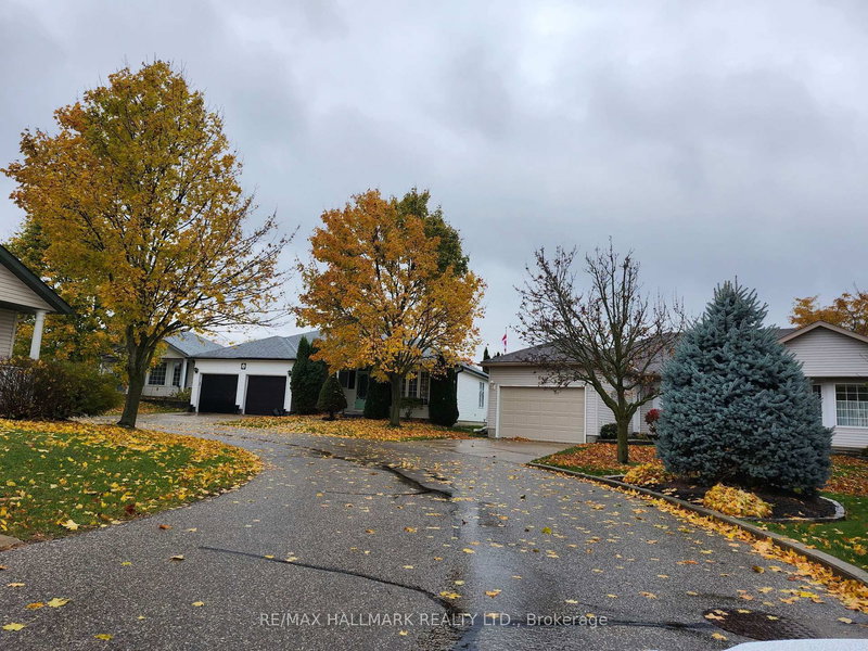 8 Greenfield Pl, Wilmot, N3A 2G6 | Image 3