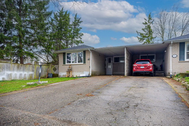 692 Sevilla Park Place