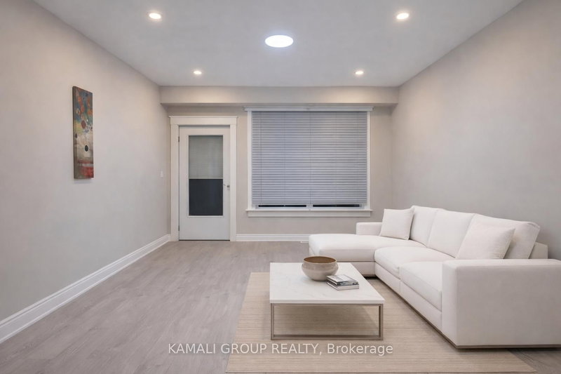 MAIN - 4554 Third Ave, Niagara Falls, L2E 4L2 | Image 3