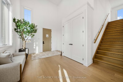 3140 Regiment Road W • London South, ON photo 5