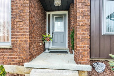 15 Gibson Drive • Tillsonburg, ON photo 3
