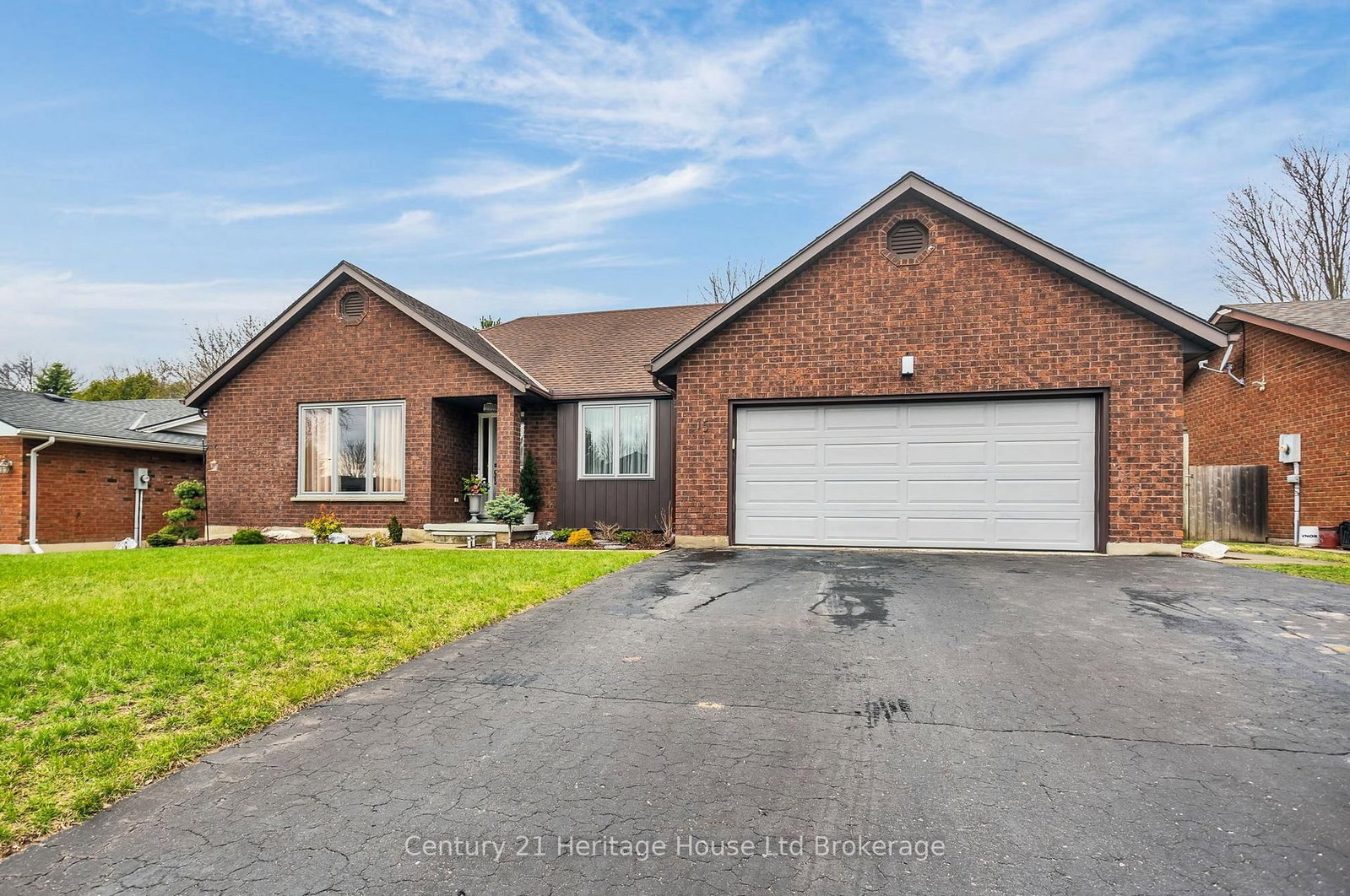 15 Gibson Drive • Tillsonburg, ON photo 40
