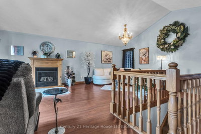 15 Gibson Drive • Tillsonburg, ON photo 8