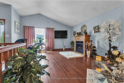15 Gibson Drive • Tillsonburg, ON photo 9