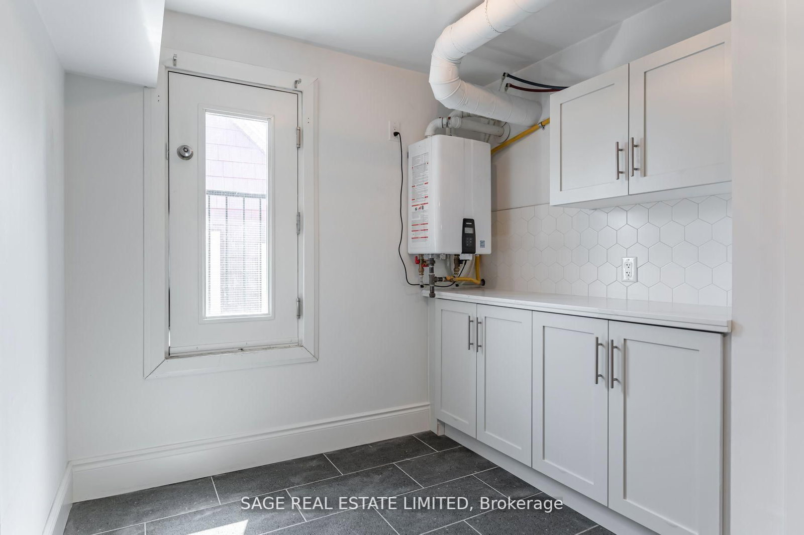 459 Aberdeen Avenue, Unit 3rd - Photo 15