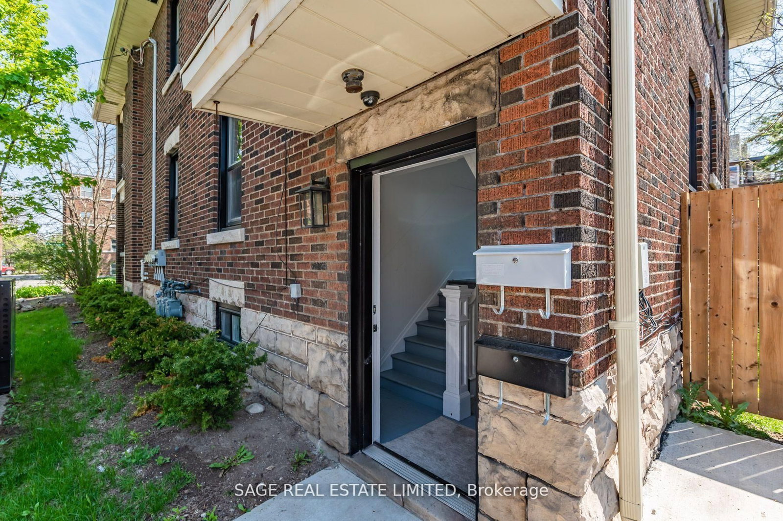 459 Aberdeen Avenue, Unit 3rd - Photo 19