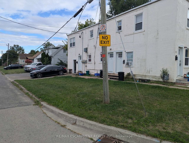 4 - 63 Pelham Road E