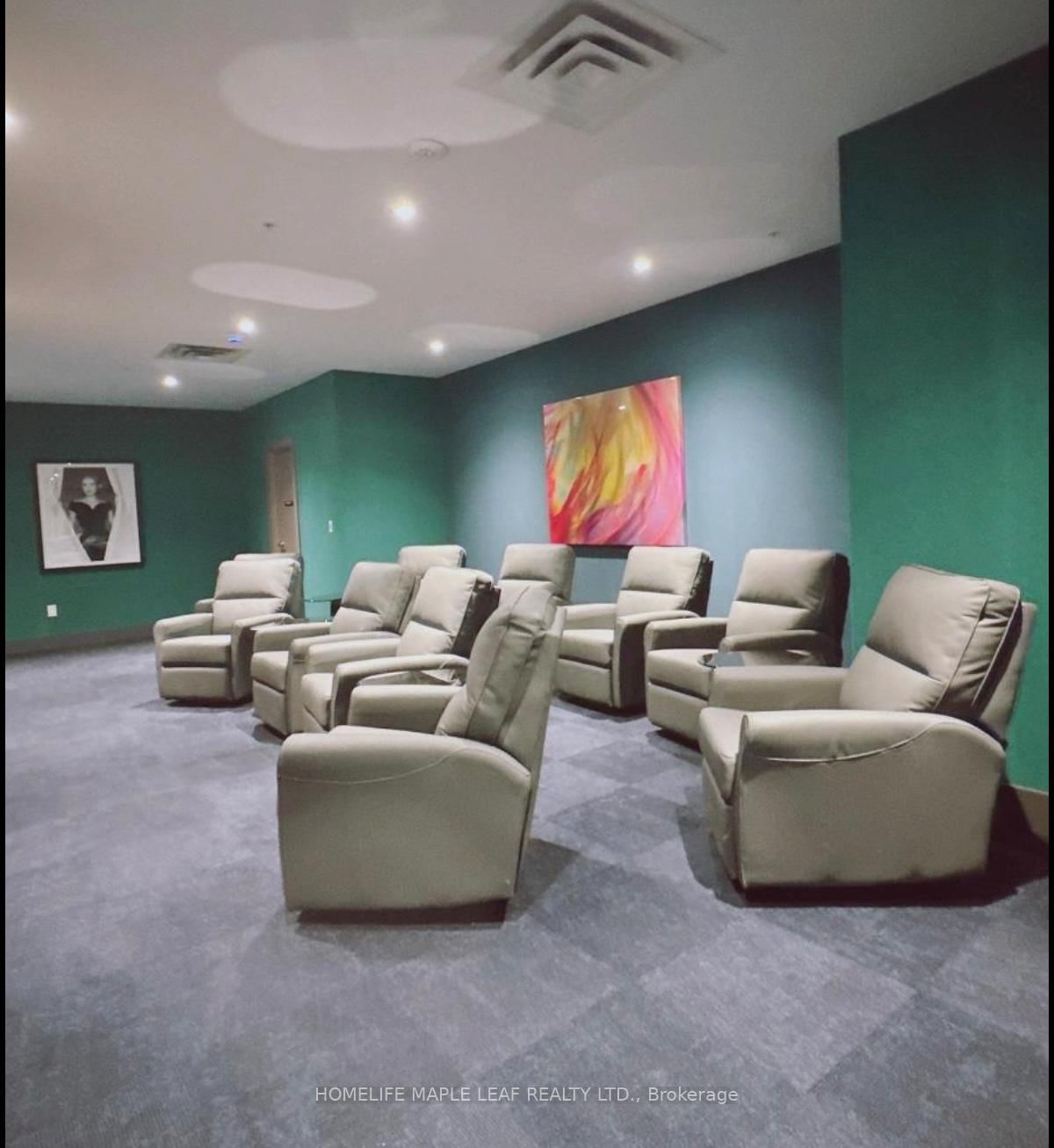 75 James Street S, Unit 1916 - Photo 3