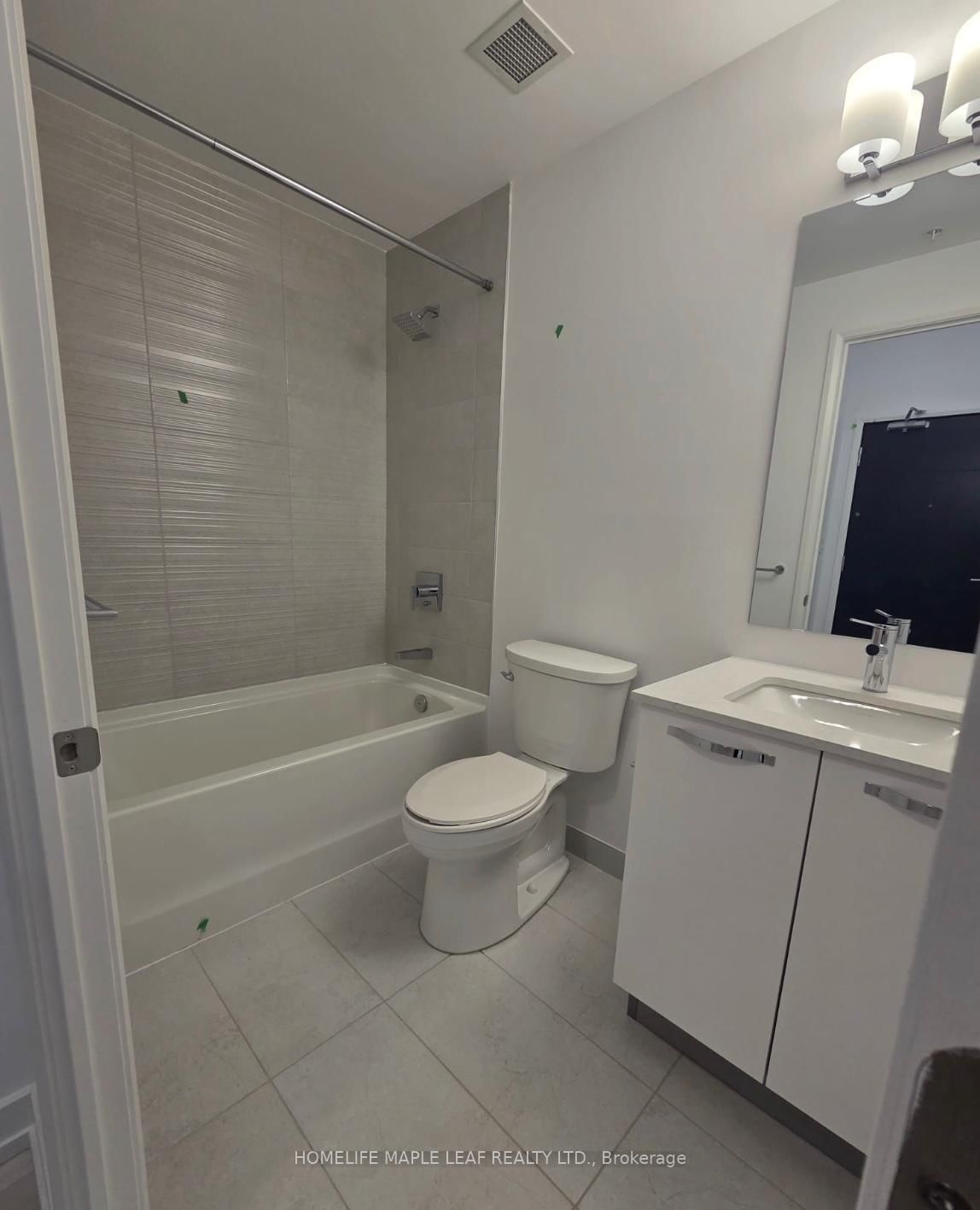 75 James Street S, Unit 1916 - Photo 4