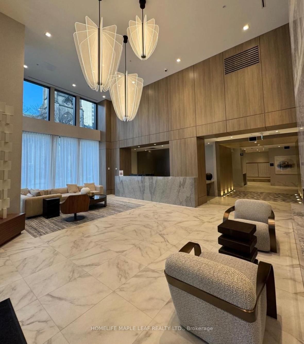 75 James Street S, Unit 1916 - Photo 6