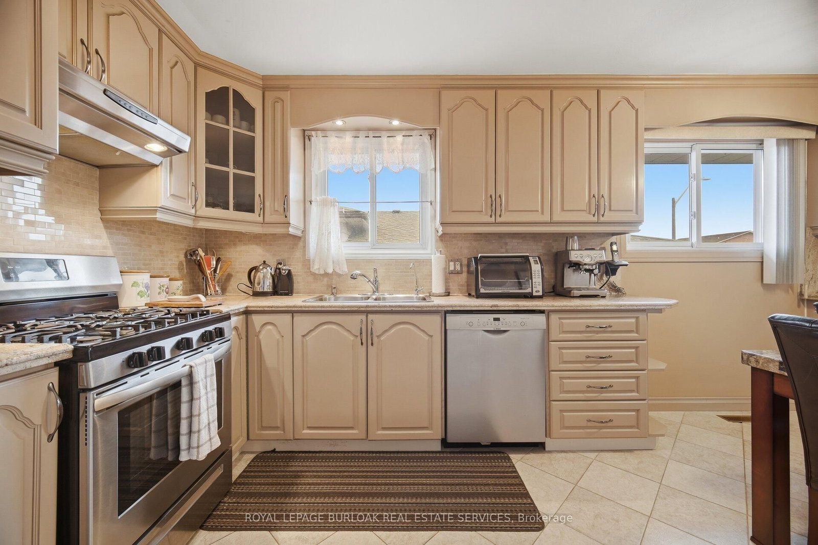 31 Summercrest Drive - Photo 12