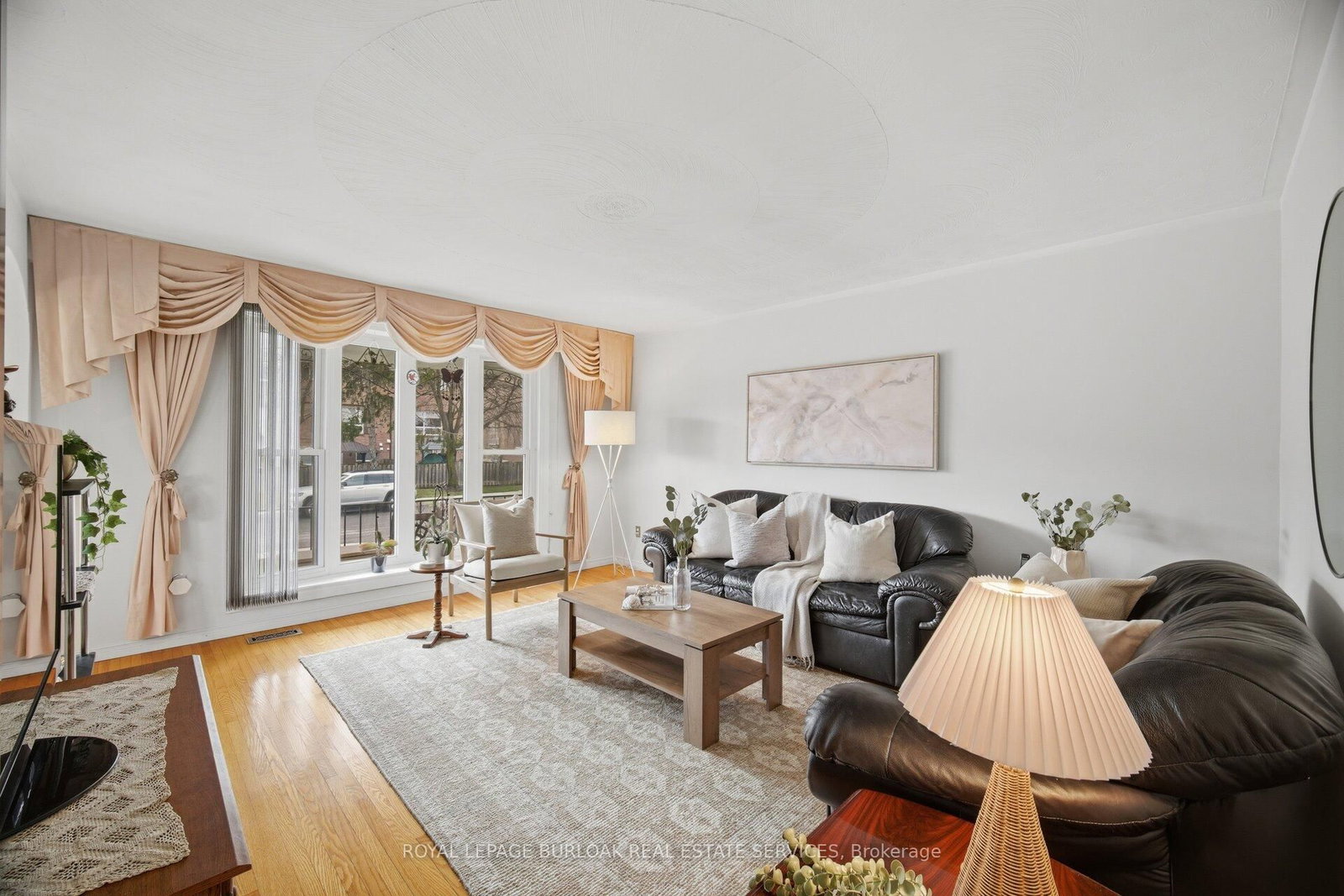 31 Summercrest Drive - Photo 7