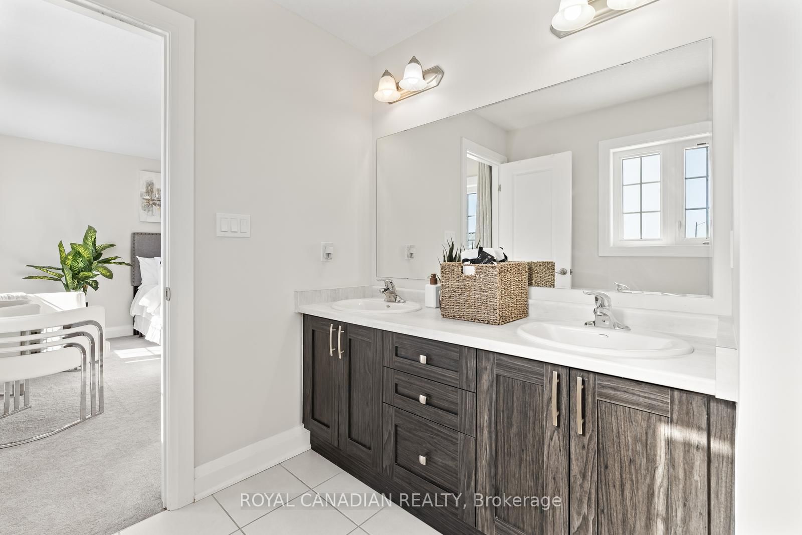 301 Buttonbush Street, Unit Upper - Photo 30