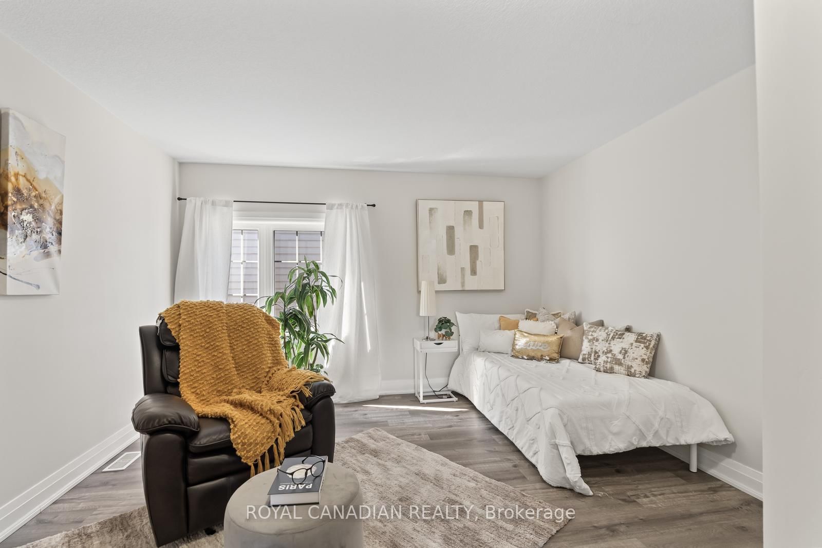 301 Buttonbush Street, Unit Upper - Photo 37