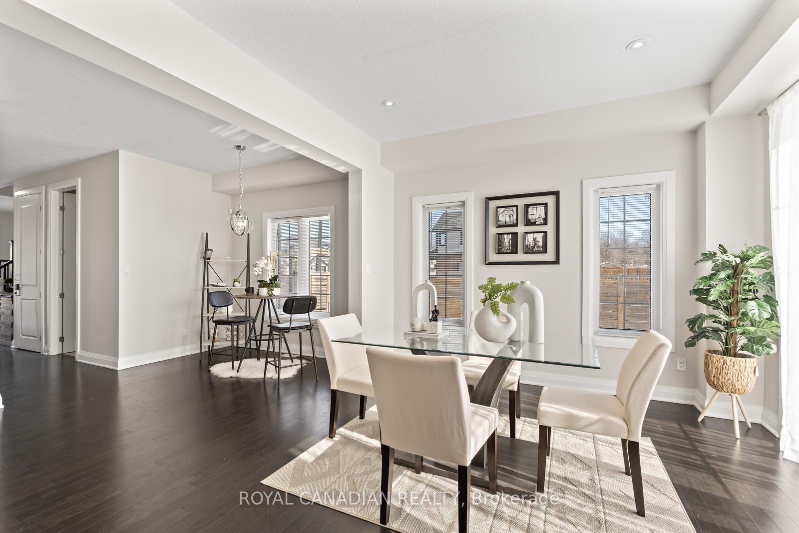 301 Buttonbush Street, Unit Upper - Photo 8