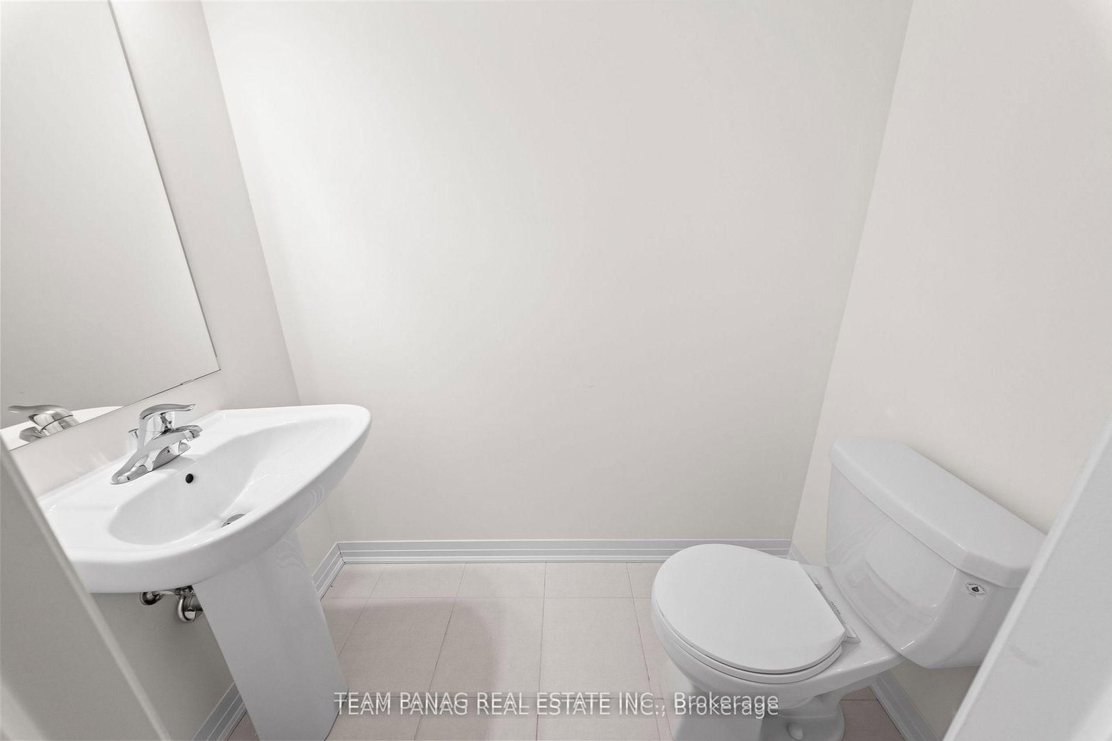 24 Tyler Avenue - Photo 12