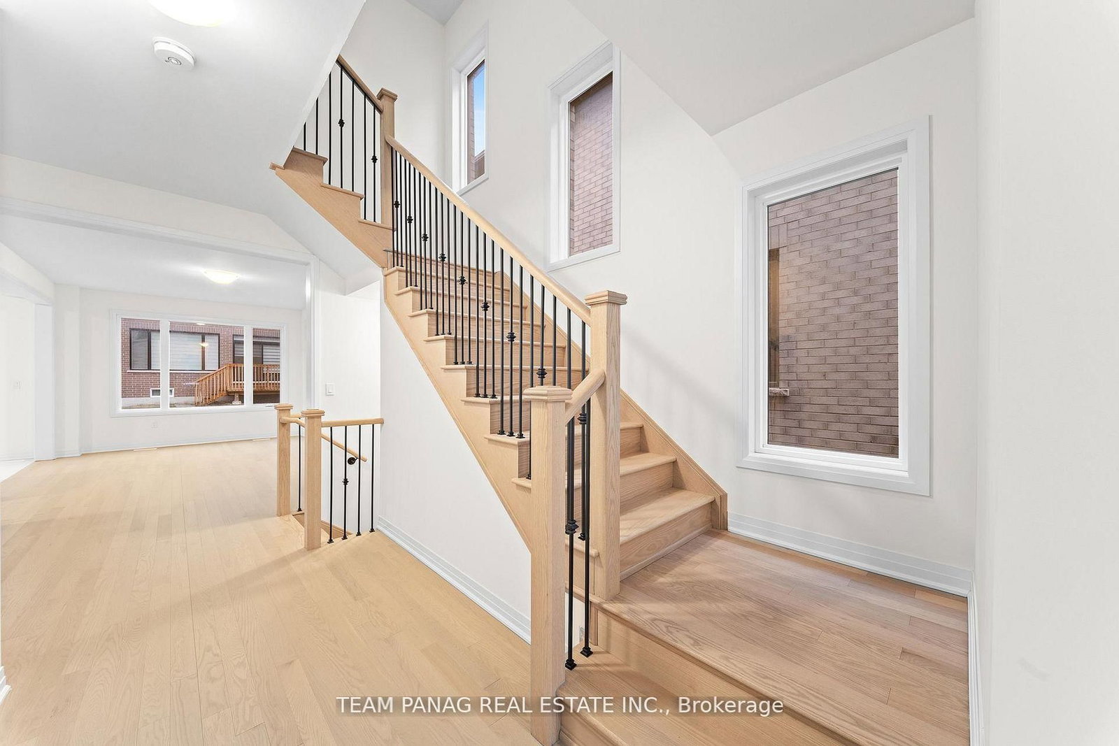 24 Tyler Avenue - Photo 13