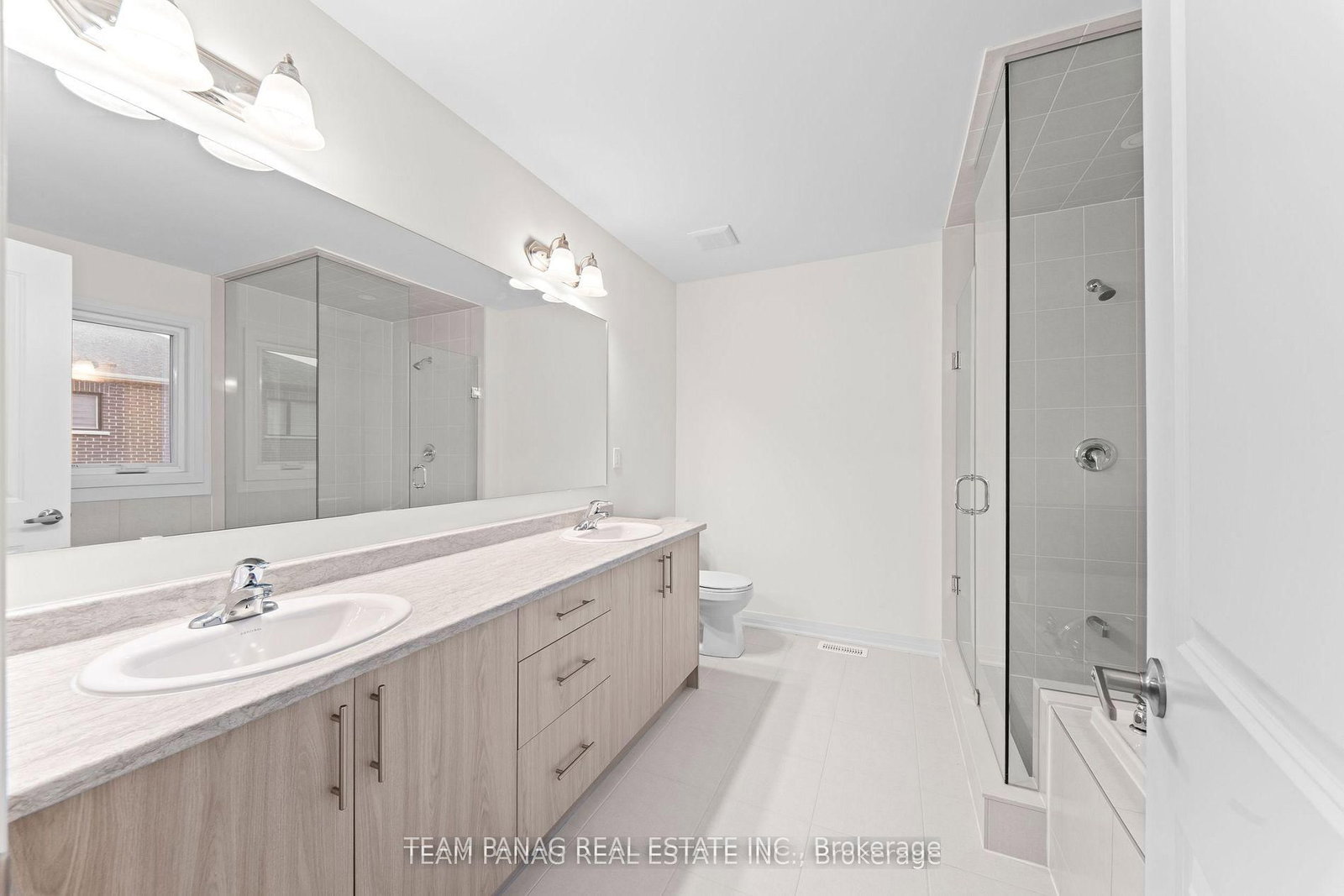 24 Tyler Avenue - Photo 17