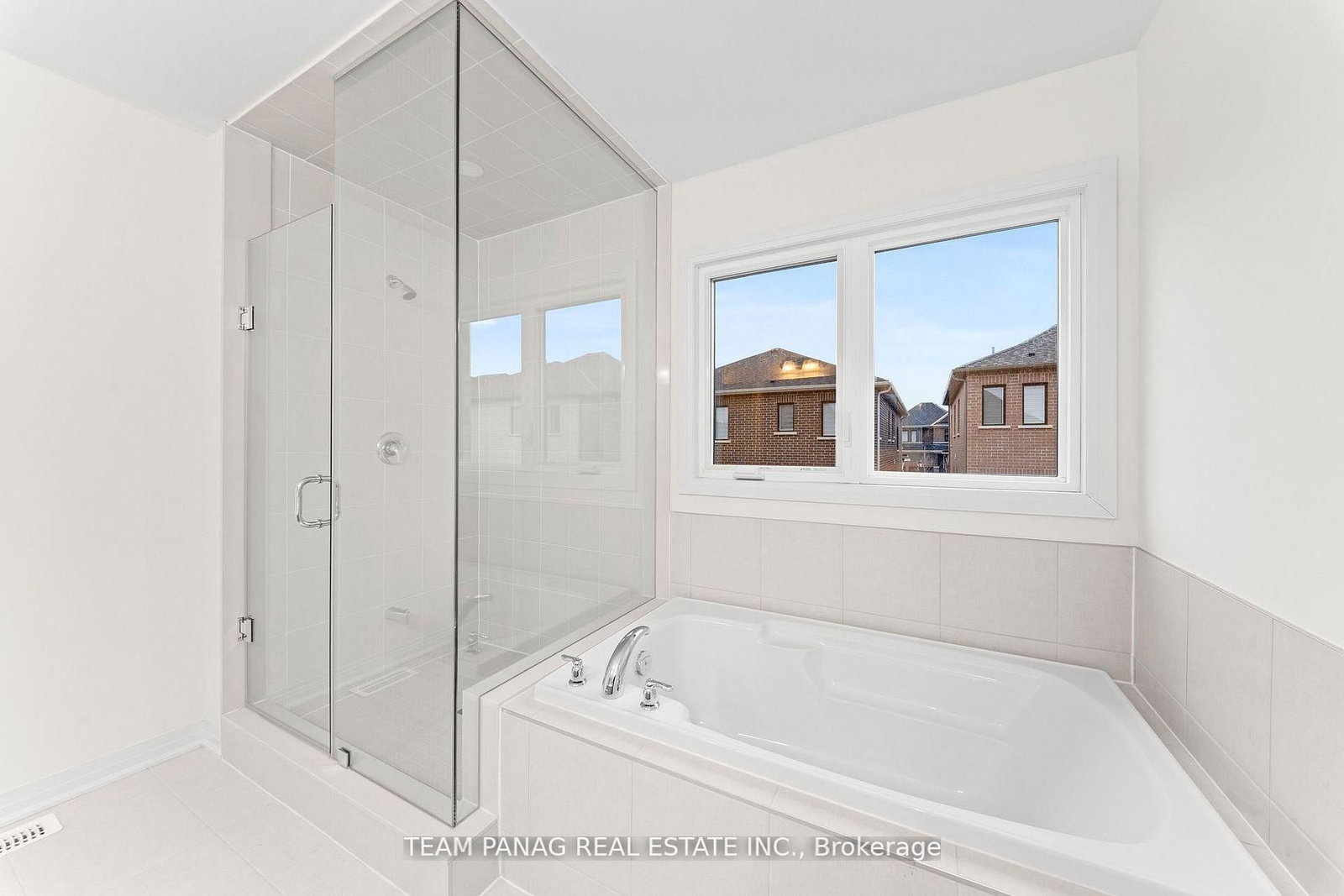 24 Tyler Avenue - Photo 18