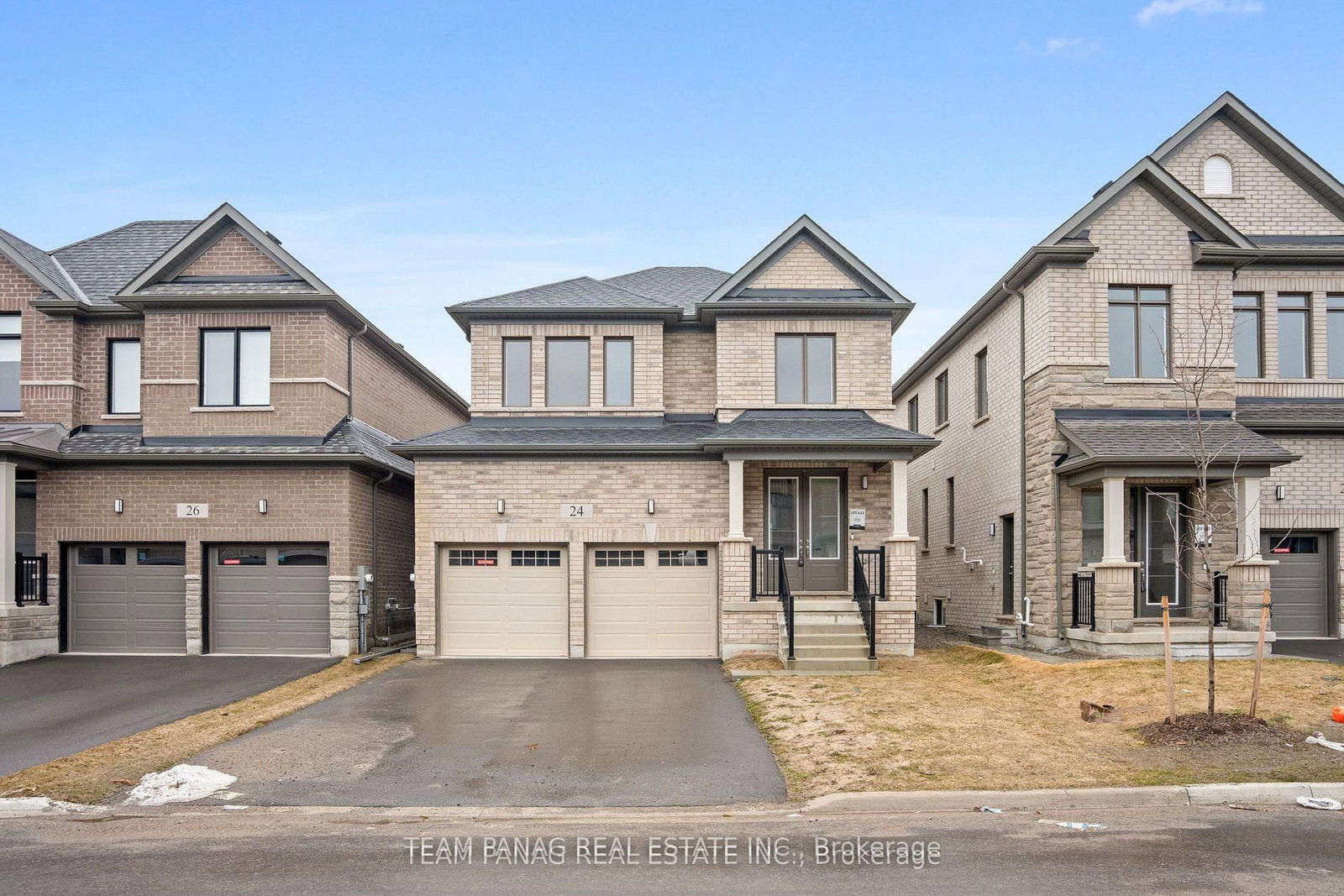 24 Tyler Avenue - Photo 2