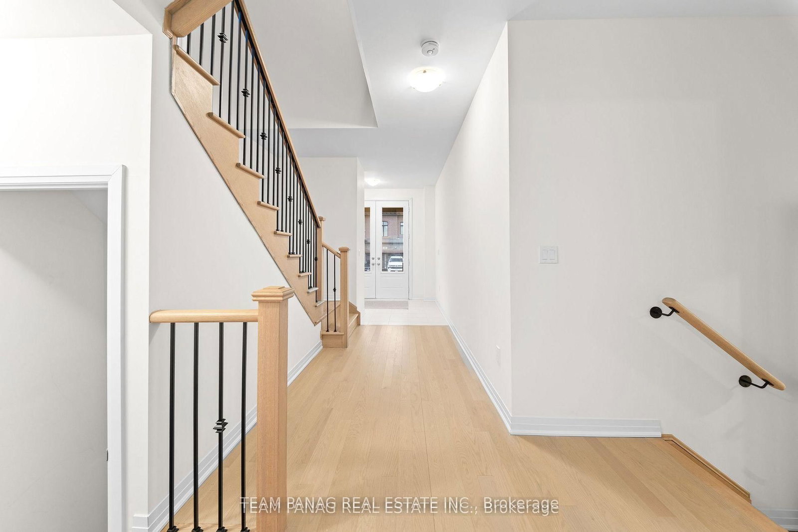 24 Tyler Avenue - Photo 6