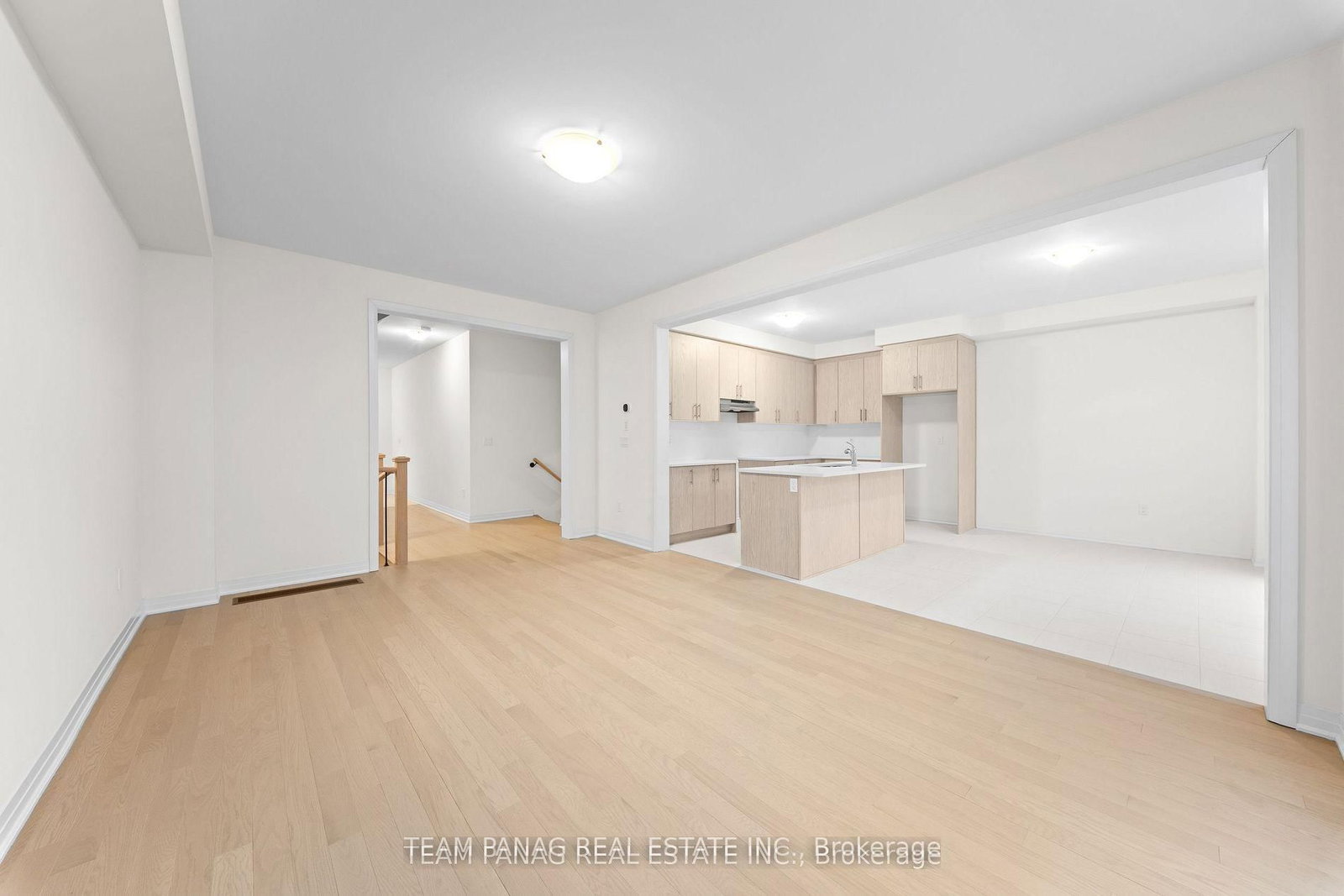 24 Tyler Avenue - Photo 8