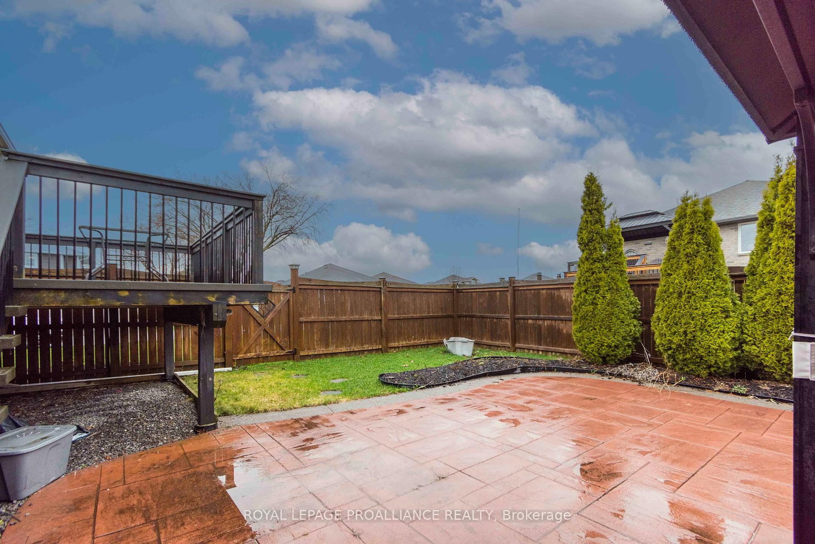 Detached House for sale at 2 Freedom Crescent, Quinte West, Ontario, K8V 0C1 - Sidney Ward - MLS: X13012872