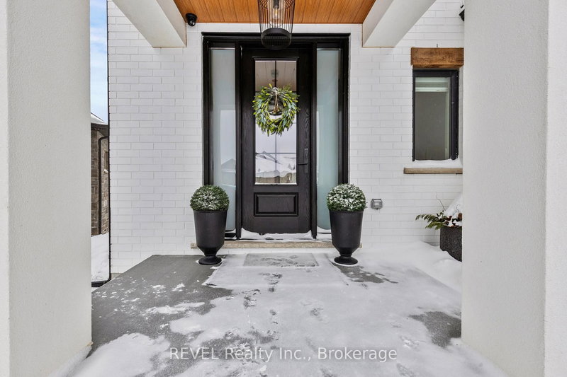 55 Swan Ave, Pelham, L0S 1E6 | Image 3