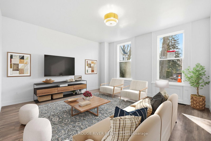 40 Charles St, Port Hope, L1A 1S4 | Image 2