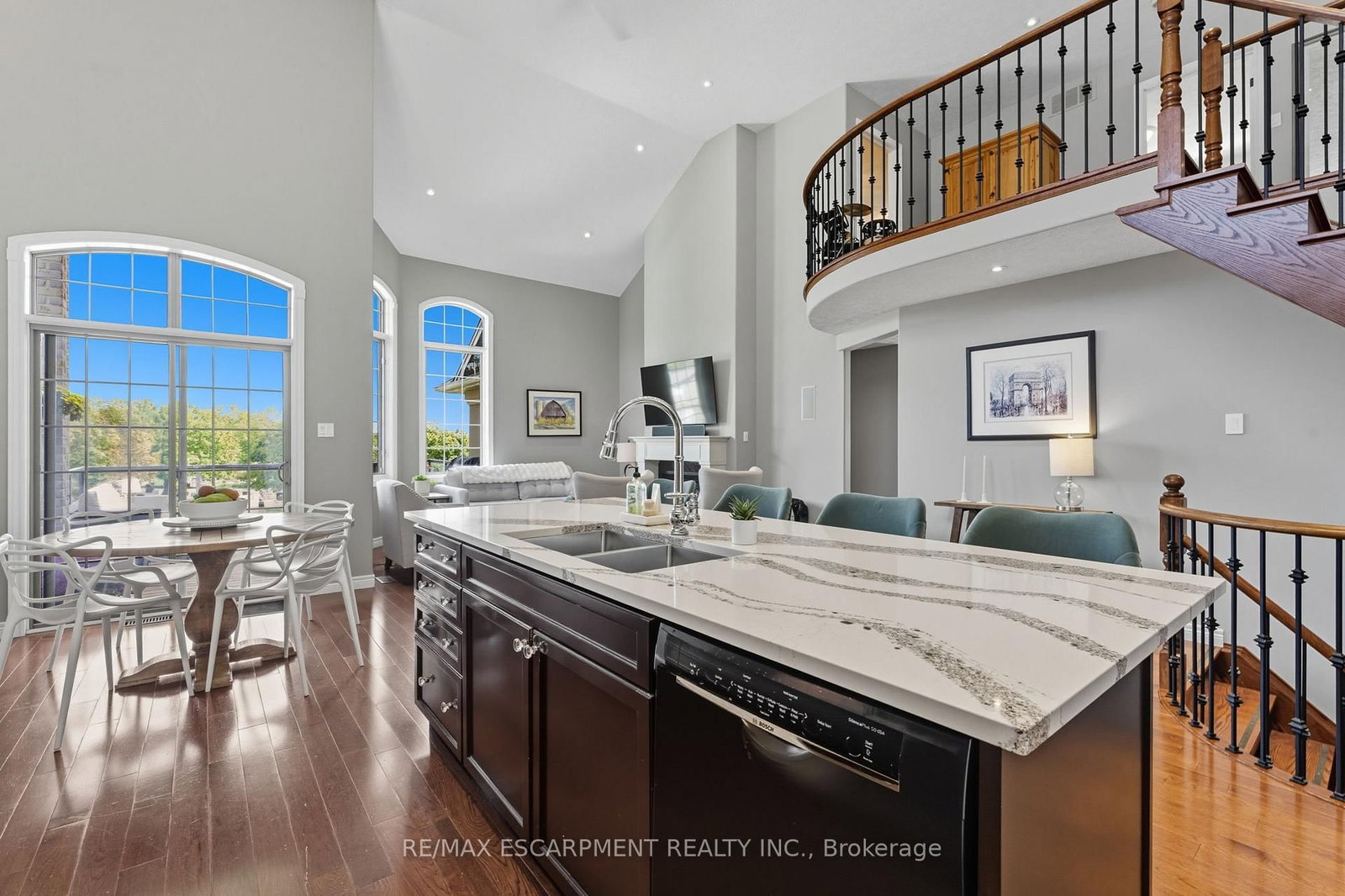 20 Zavarella Court - Photo 9