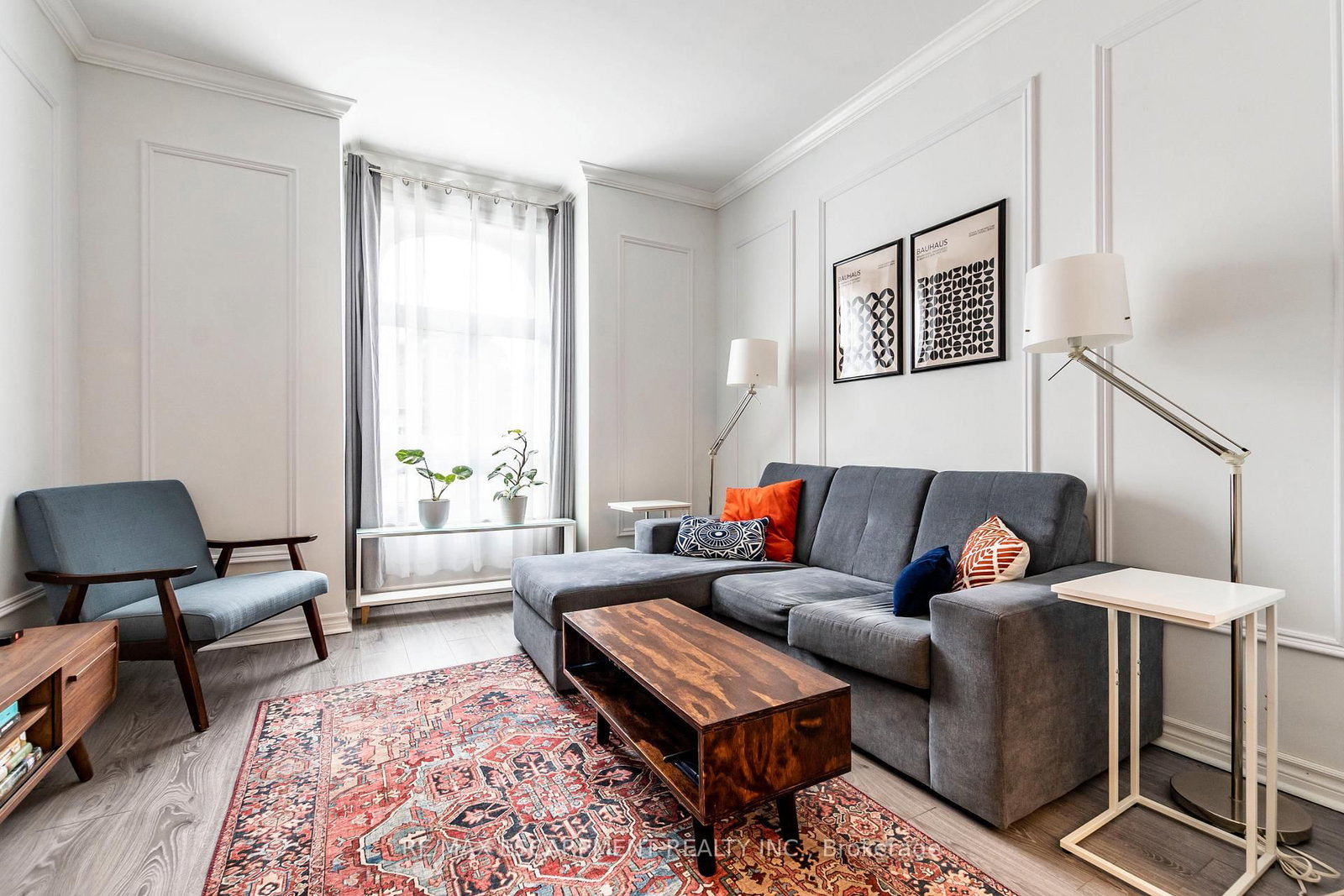 346 Hughson Street N - Photo 12