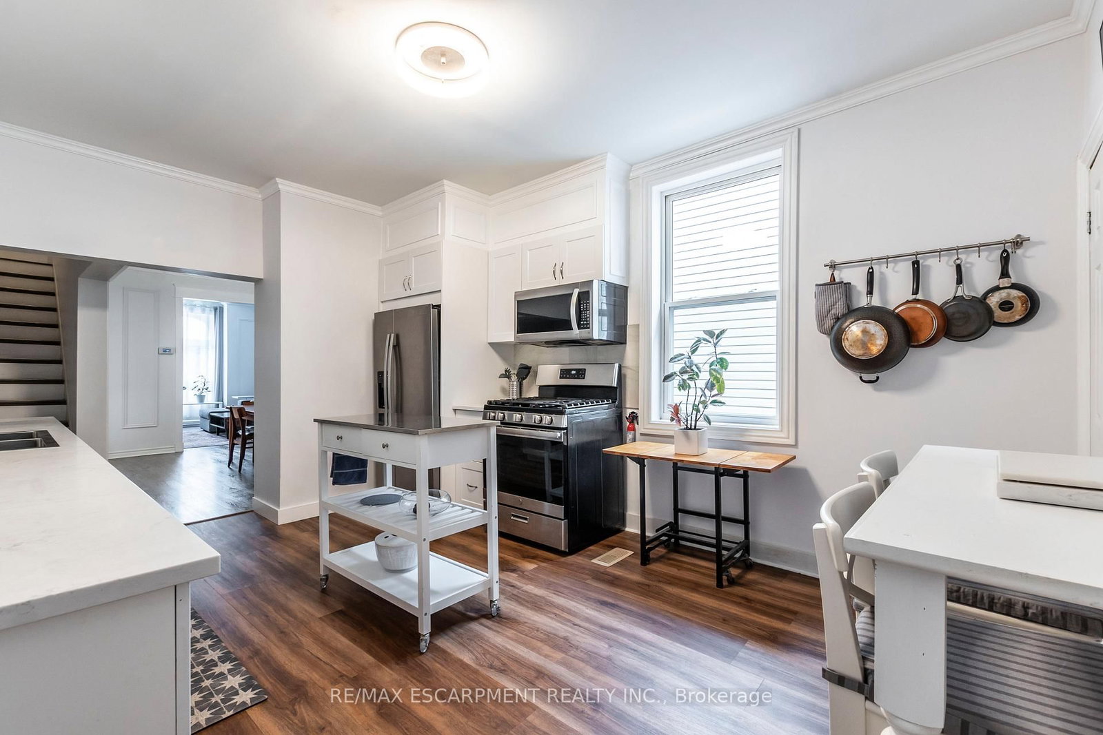 346 Hughson Street N - Photo 6