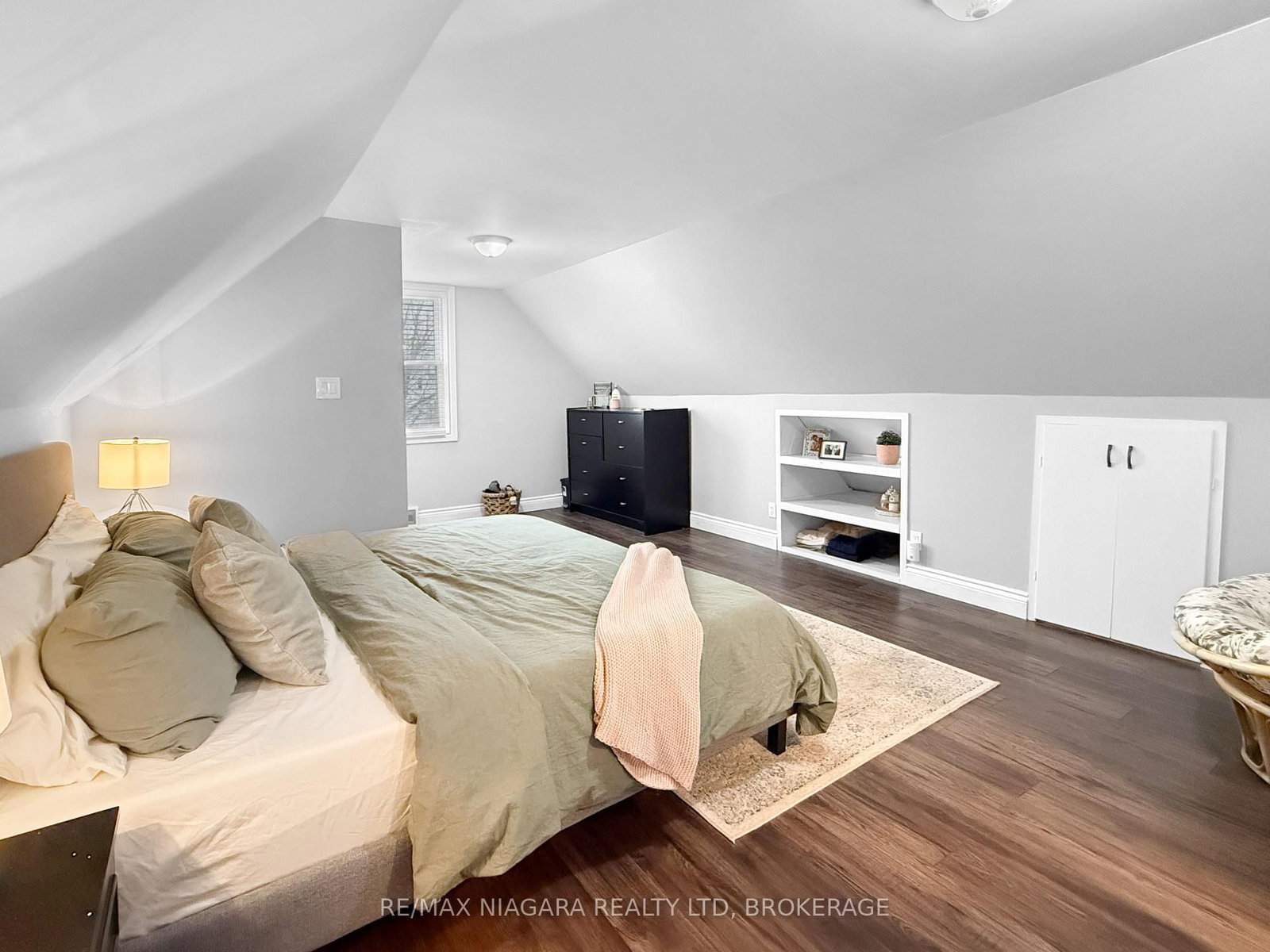 Detached House for sale at 93 Lavinia Street, Fort Erie, Ontario, L2A 2E1 - Central - MLS: X13013092