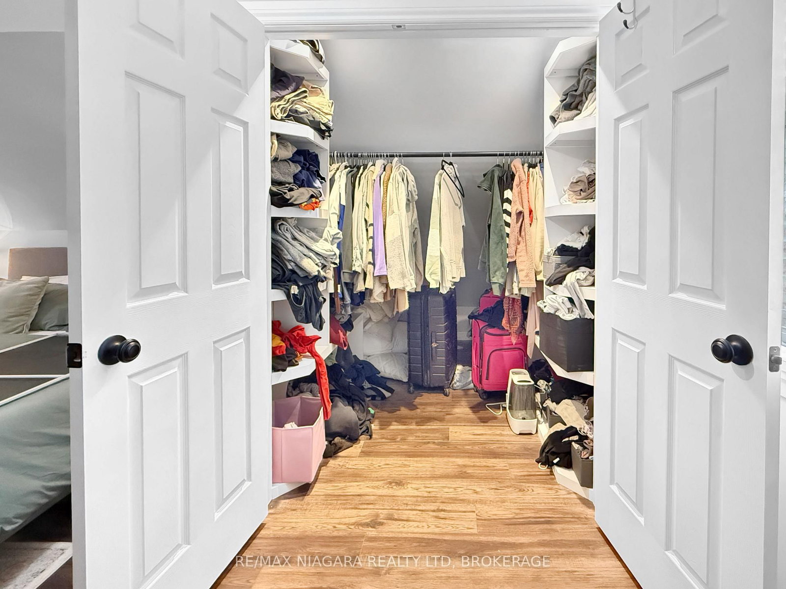 Detached House for sale at 93 Lavinia Street, Fort Erie, Ontario, L2A 2E1 - Central - MLS: X13013092