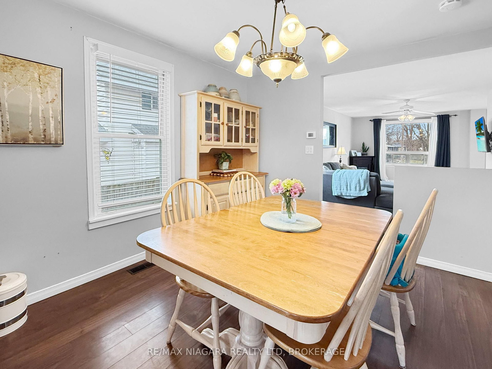 Detached House for sale at 93 Lavinia Street, Fort Erie, Ontario, L2A 2E1 - Central - MLS: X13013092