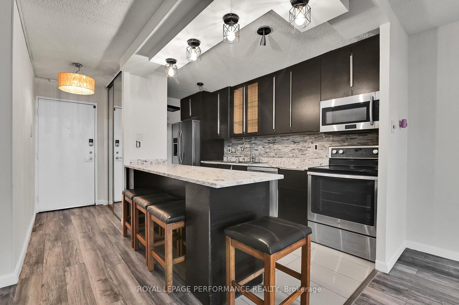 1785 Frobisher Lane • #1102 • Ottawa, ON photo 12