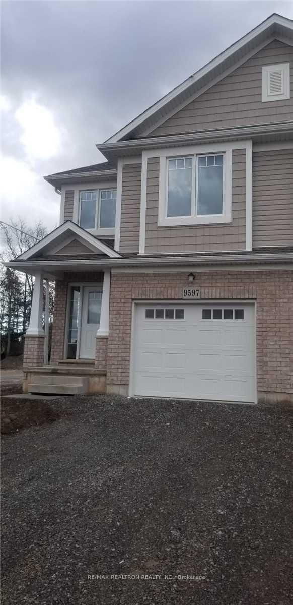 9597 Tallgrass Ave E, Niagara Falls, L2G 0X5 | Image 2