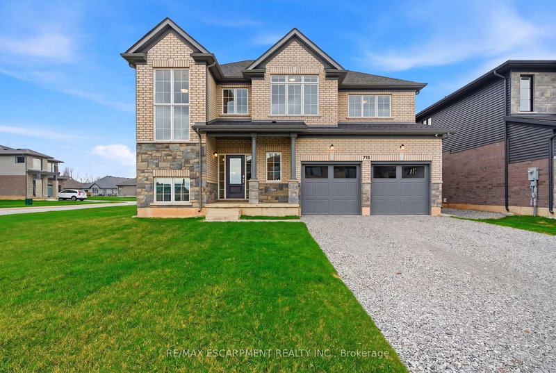 778 Bradford Ave, Fort Erie, L2A 0H3 | Image 2