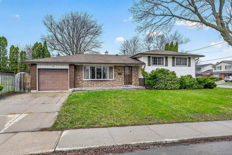 4 San Marco St, Hamilton, L9C 5M7 | Image 2