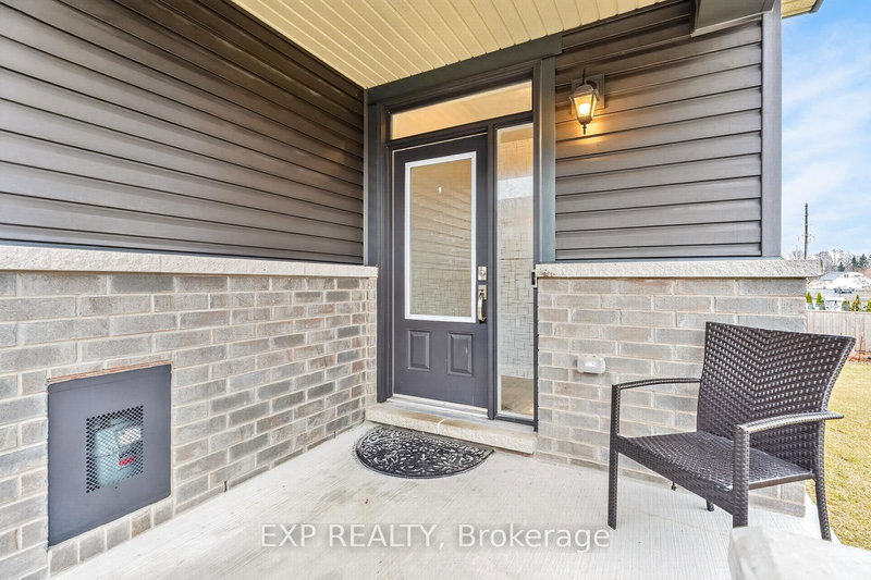 501 Enclave Lane, Clarence-Rockland, K4K 0M8 | Image 3